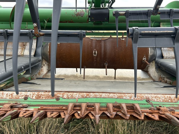 2010 John Deere 640D Header Combine