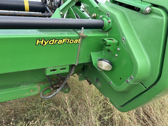 2010 John Deere 640D Header Combine