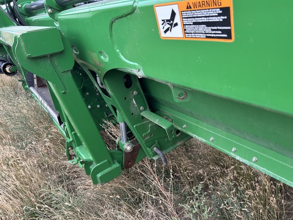 2010 John Deere 640D Header Combine