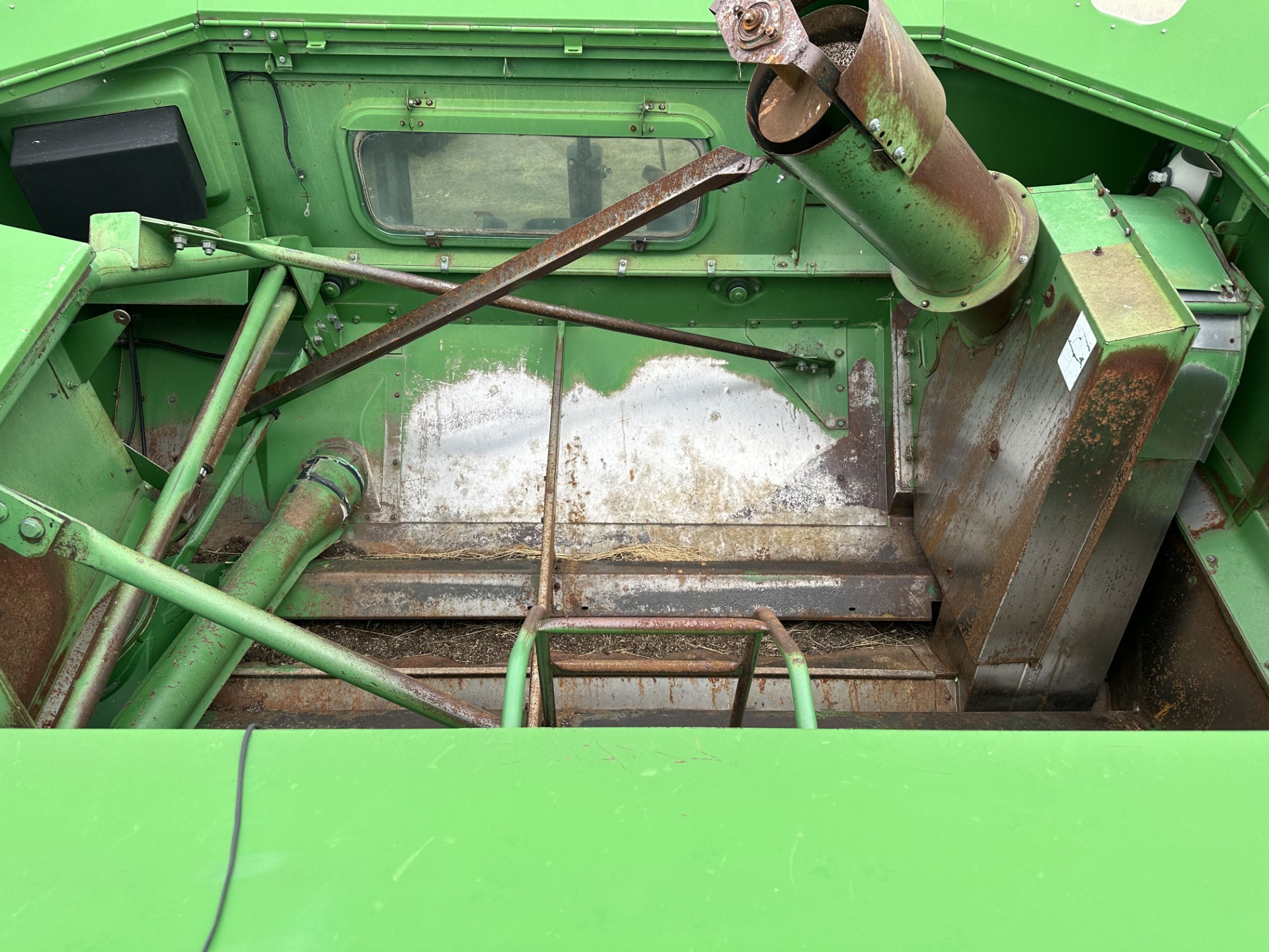 1991 John Deere 9600 Combine