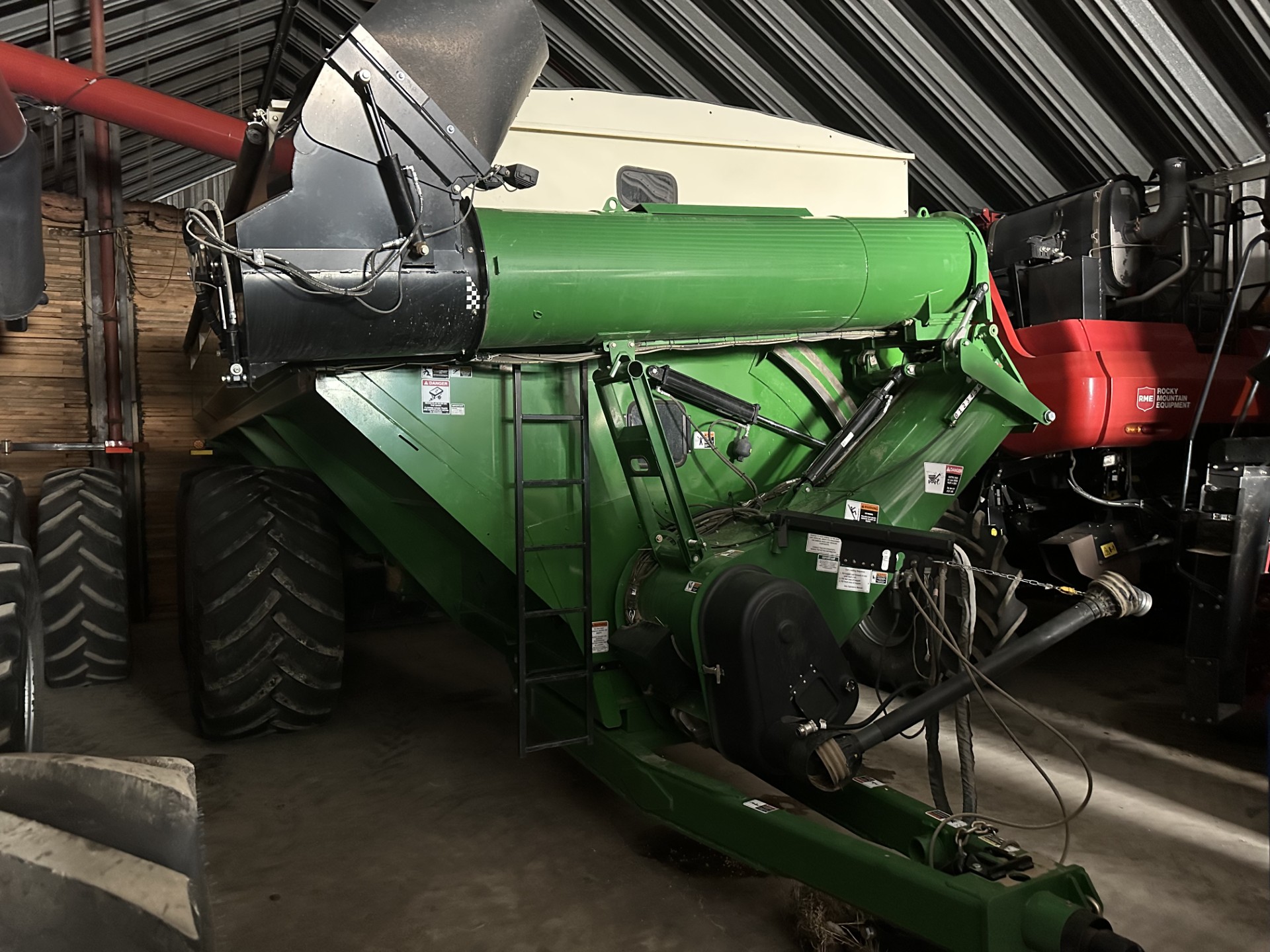 2021 Killbros 1613 Grain Cart