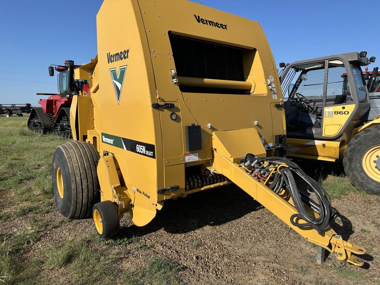 2021 Vermeer 605N Baler/Round
