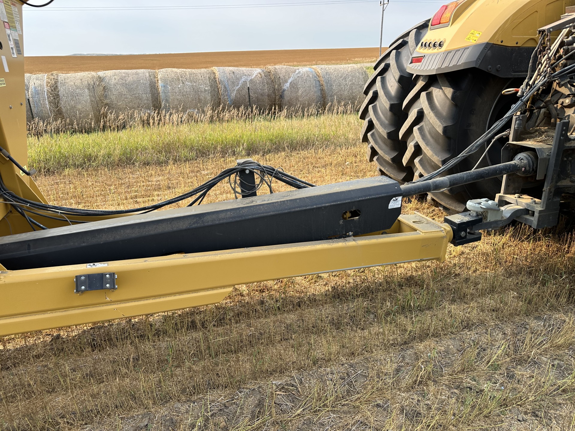 2014 J&M 1521-22 Grain Cart
