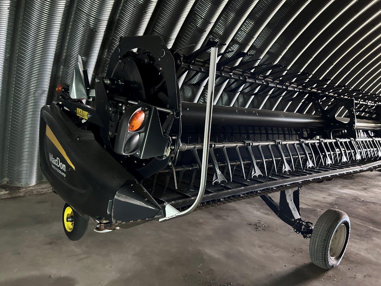 2017 MacDon FD75 Header Draper