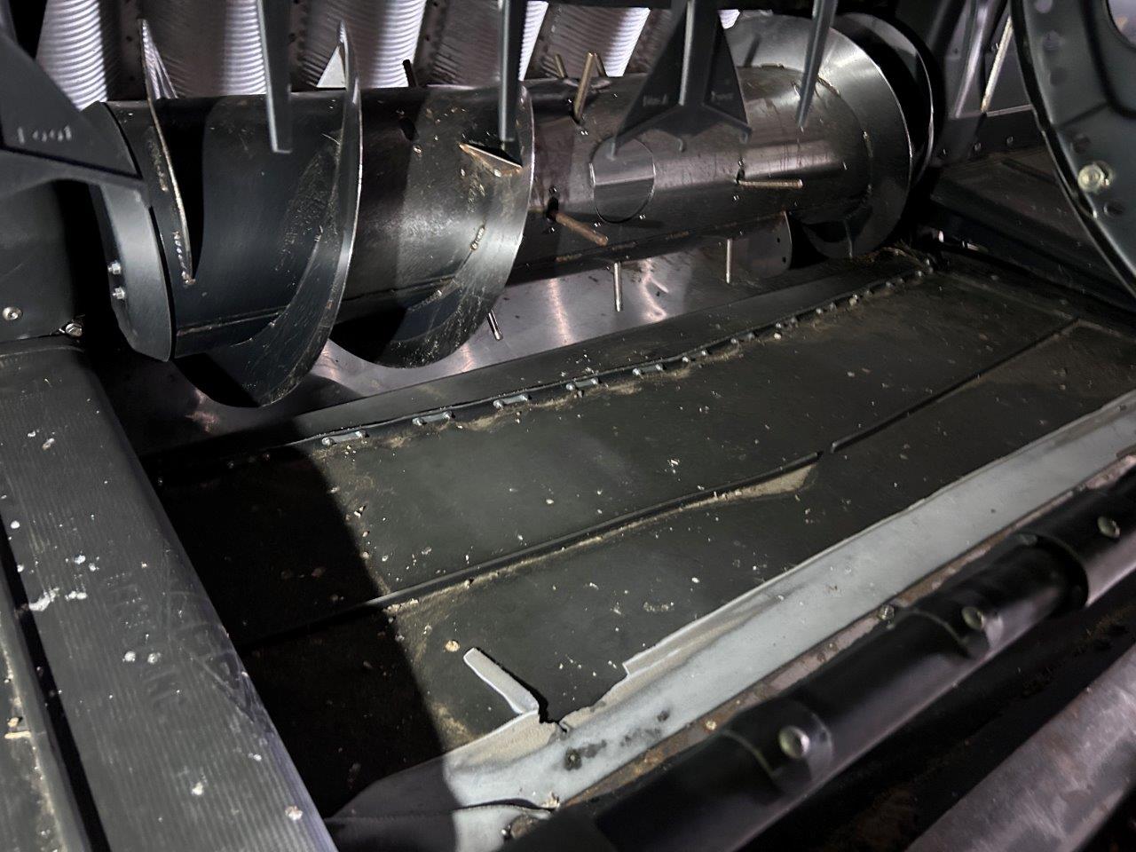 2017 MacDon FD75 Header Draper