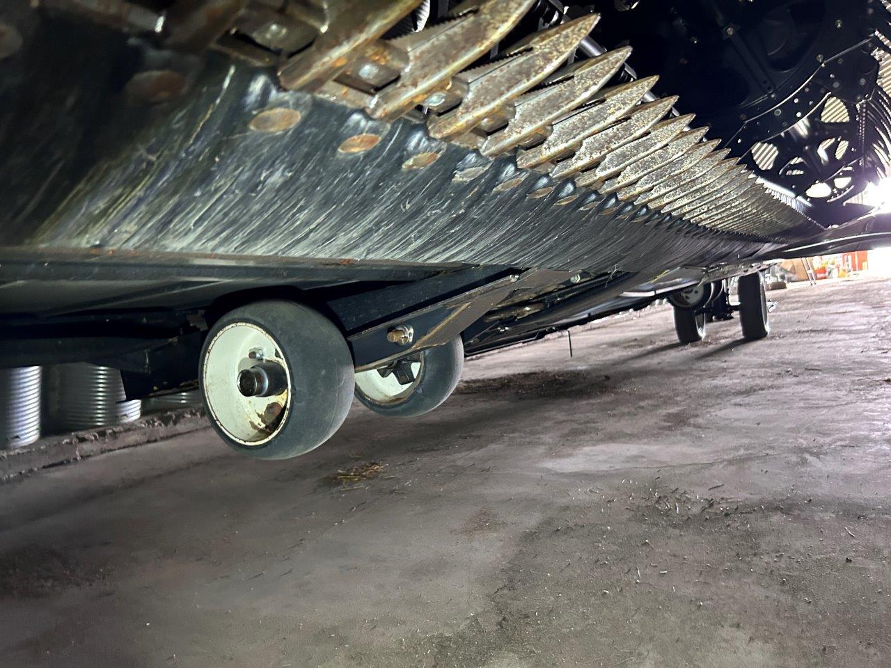 2017 MacDon FD75 Header Draper