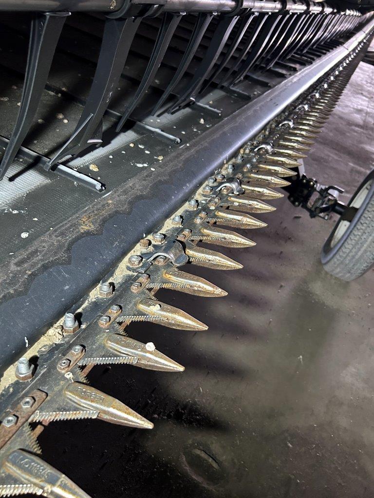 2017 MacDon FD75 Header Draper