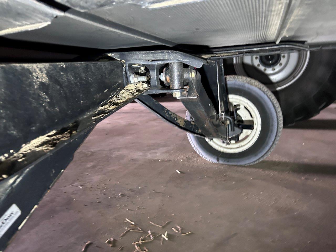 2017 MacDon FD75 Header Draper