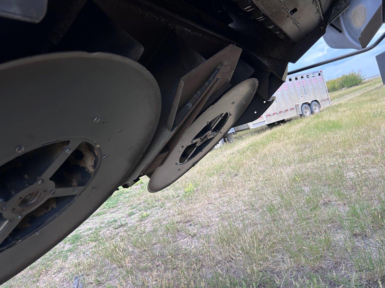 2011 CLAAS 750TT Combine