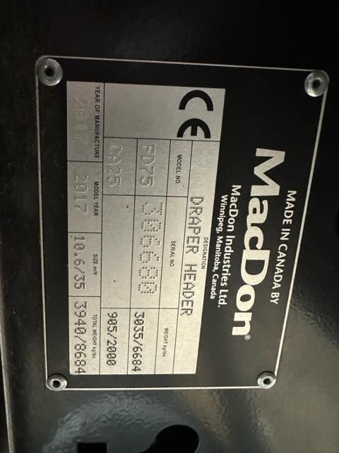 2017 MacDon FD75 Header Draper