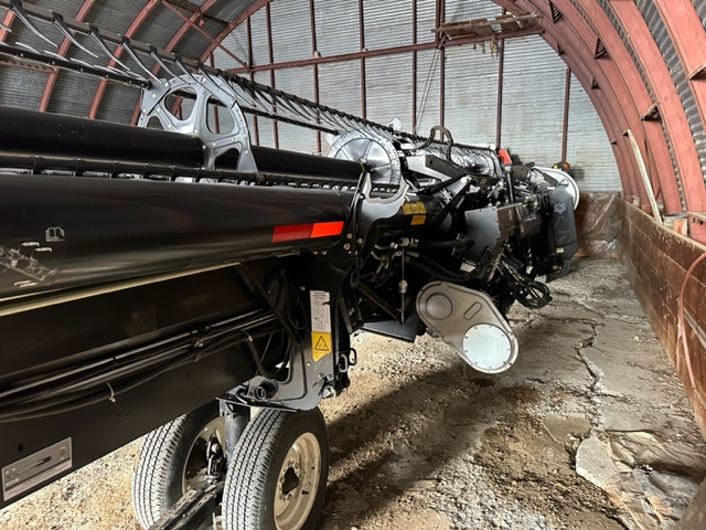 2017 MacDon FD75 Header Draper