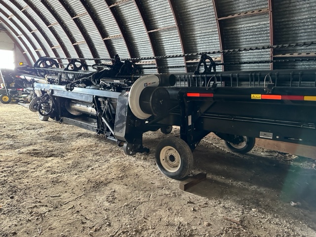 2019 MacDon FD135 Header Draper