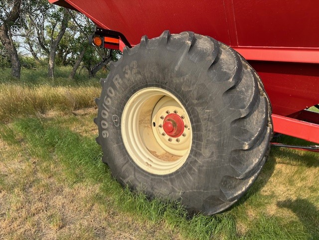 2014 Unverferth 1039 Grain Cart