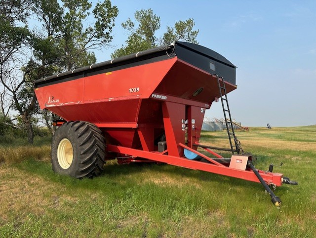 2014 Unverferth 1039 Grain Cart