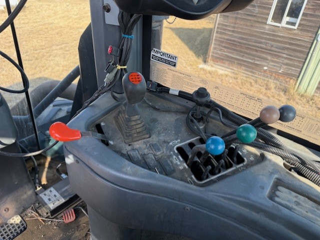 2002 Versatile 2310 Tractor