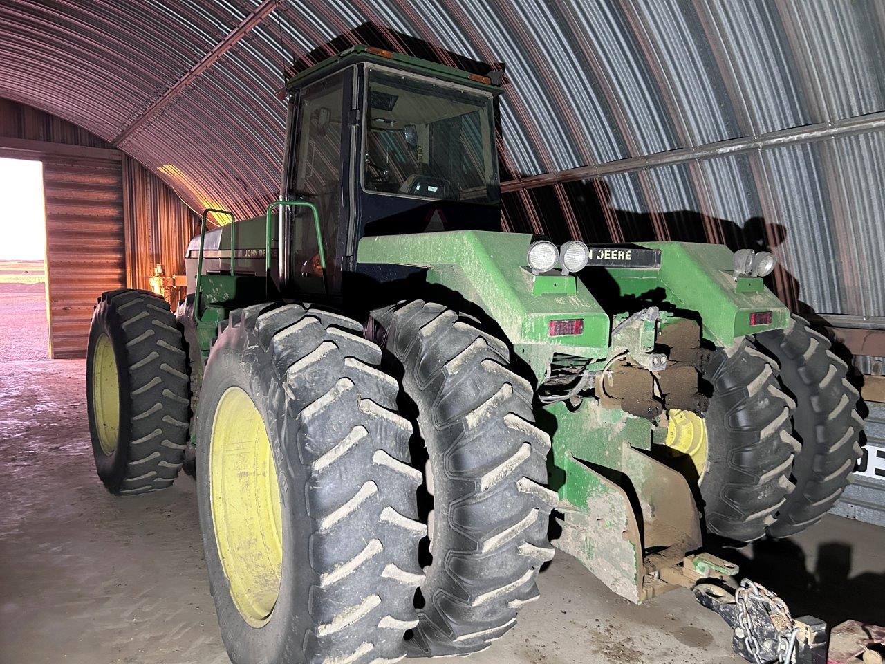1990 John Deere 8560 Tractor