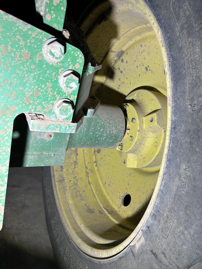 1990 John Deere 8560 Tractor