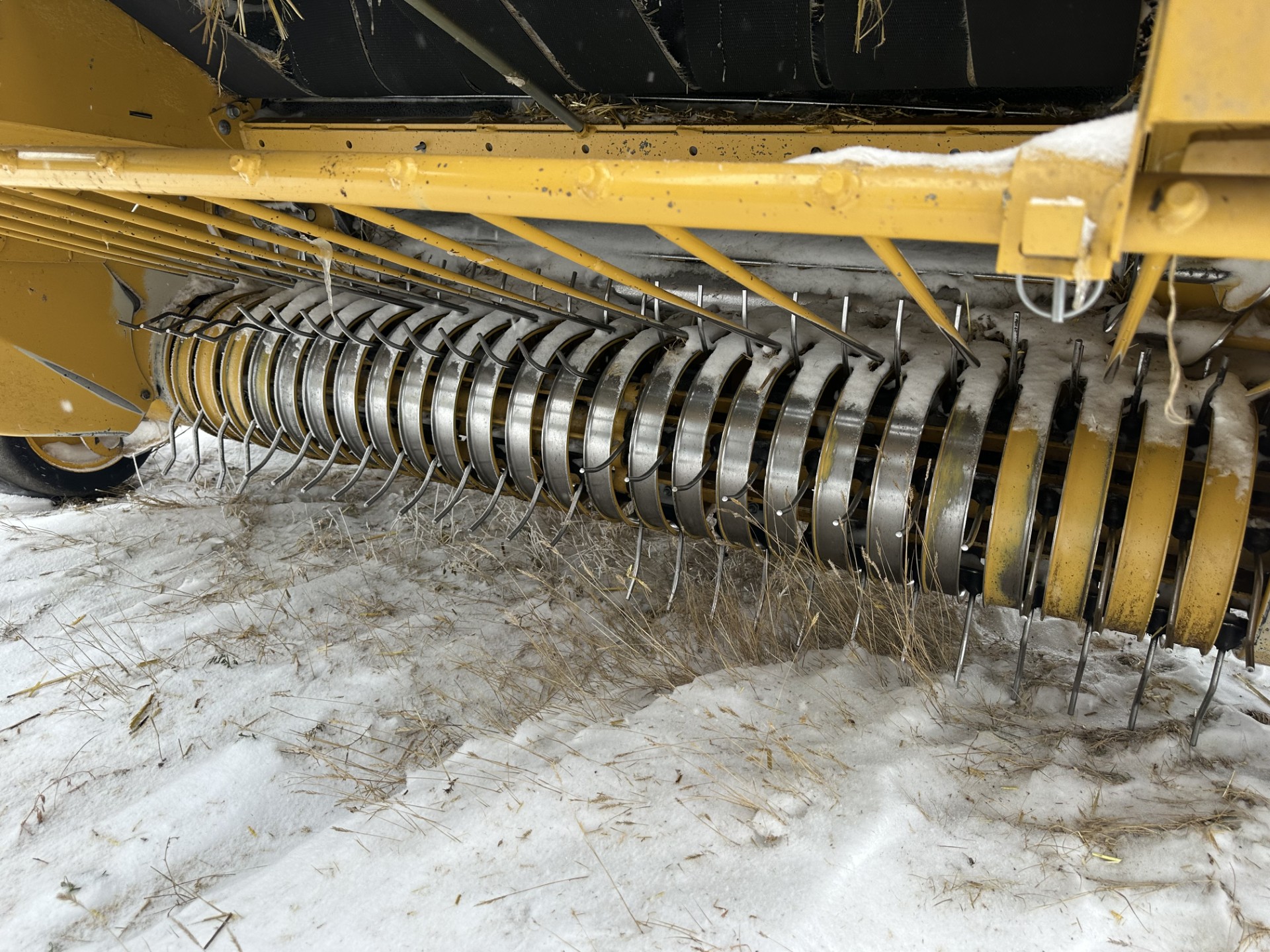 2023 Vermeer 605N Select Baler/Round