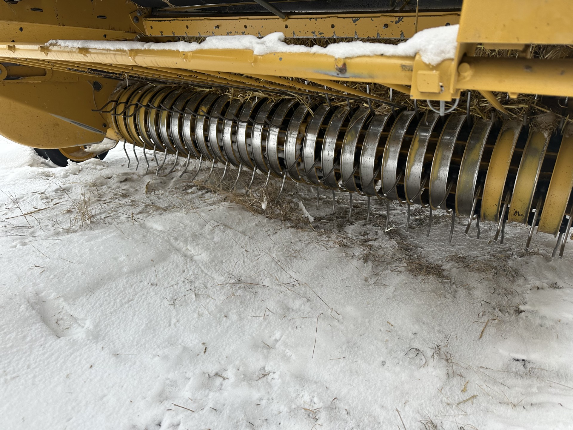 2023 Vermeer 605N Select Baler/Round