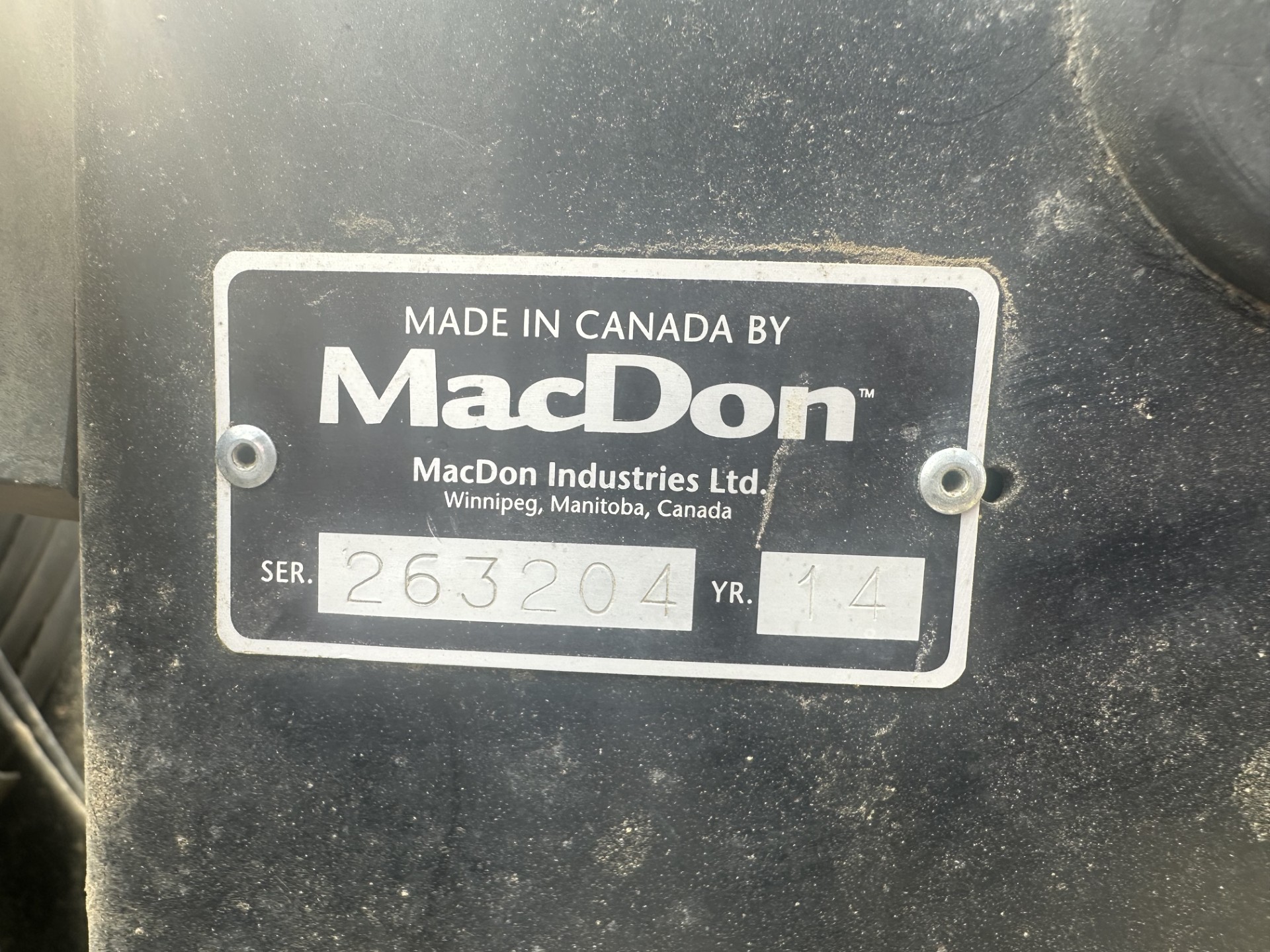 2014 MacDon FD75-40 Header Combine