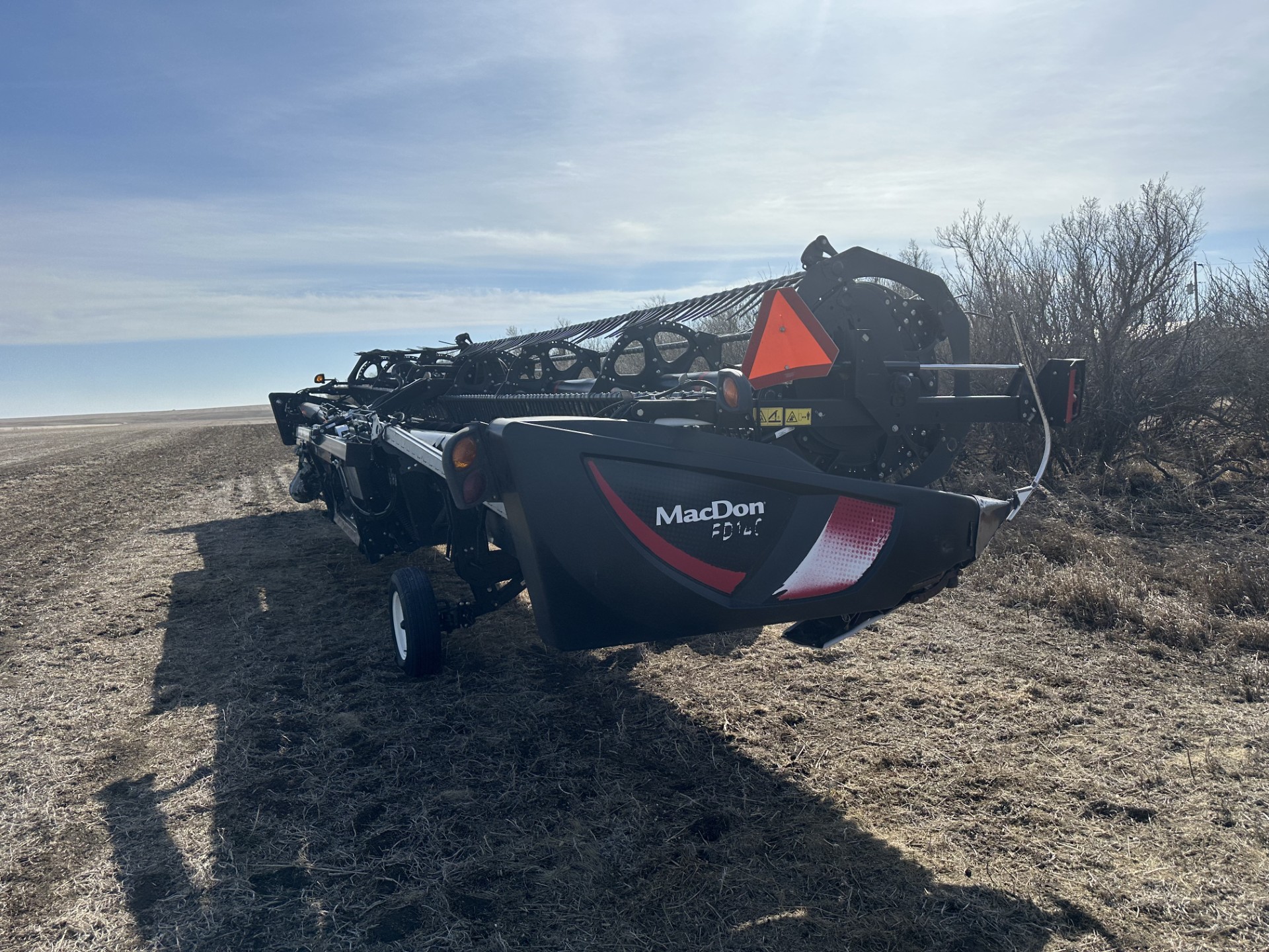 2018 MacDon FD140 Header Combine