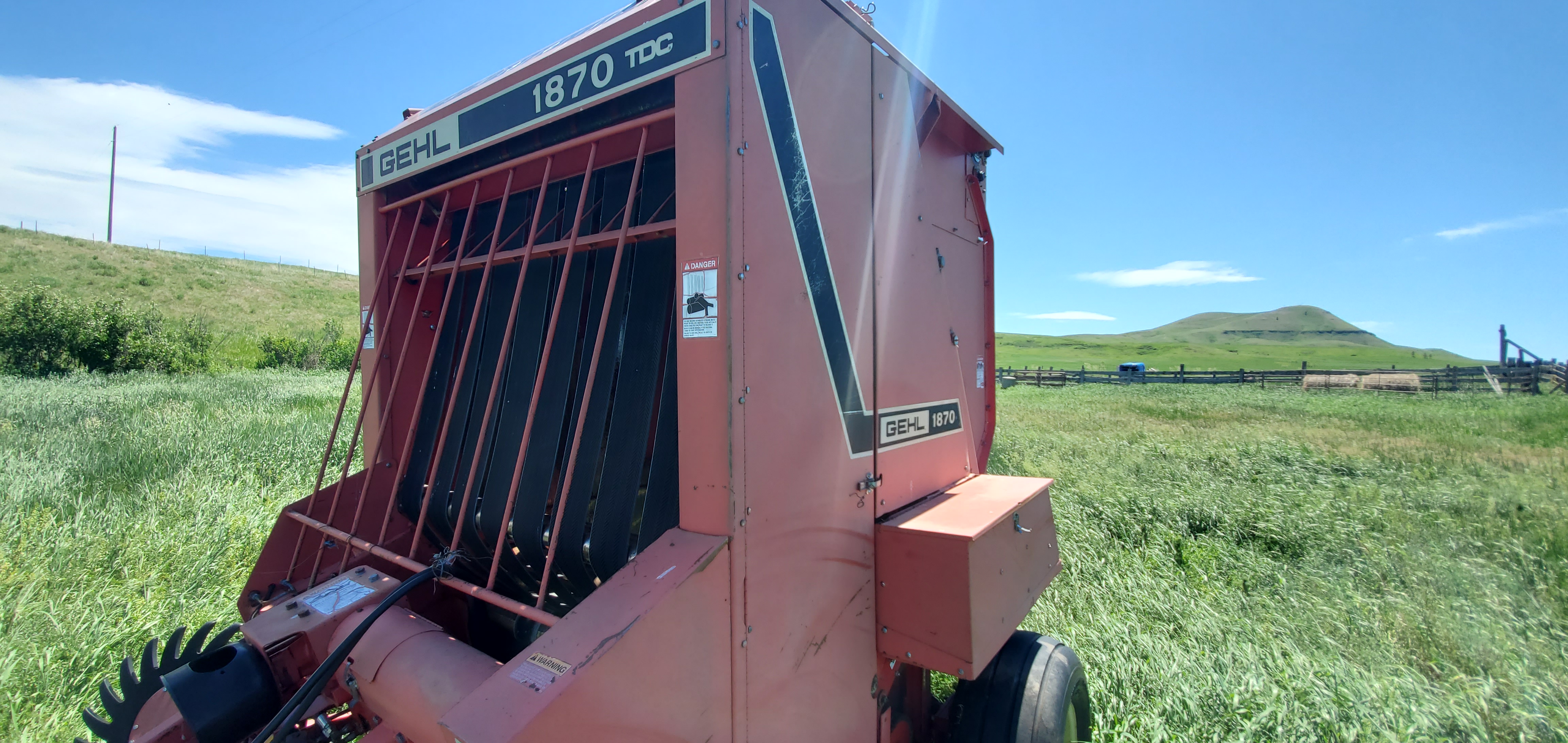 1990 Gehl 1870 Baler/Round