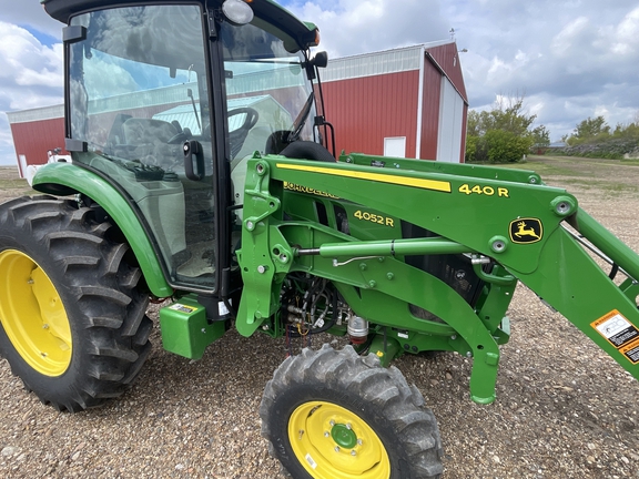 2022 John Deere 4052R Tractor Compact