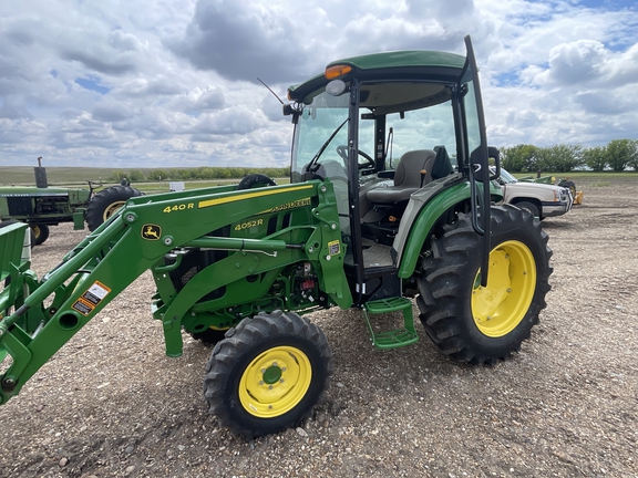 2022 John Deere 4052R Tractor Compact