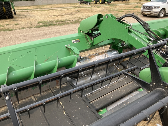 2013 John Deere 640FD Header Combine