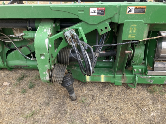 2013 John Deere 640FD Header Combine