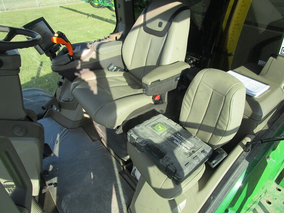 2023 John Deere 616R Sprayer/High Clearance