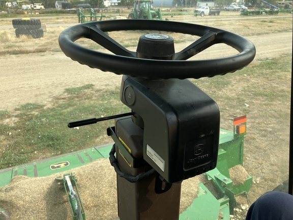 2013 John Deere R450 Windrower