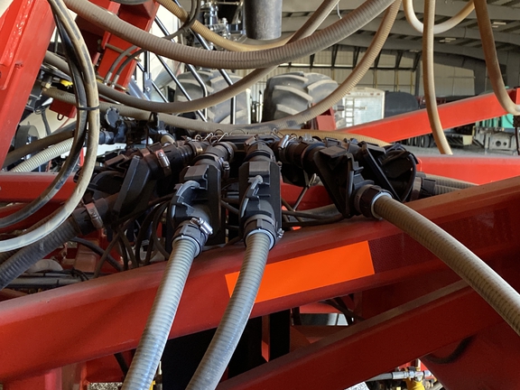 2014 Bourgault 3320 Air Seeder