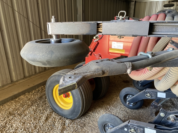 2014 Bourgault 3320 Air Seeder