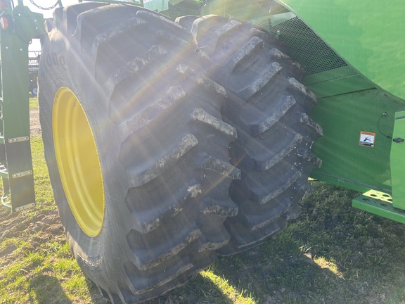 2023 John Deere S780 Combine