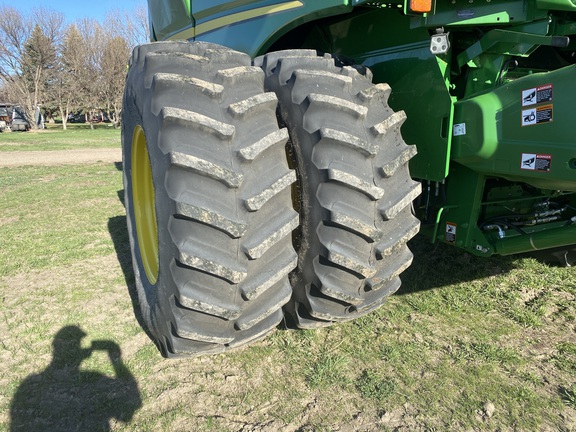 2023 John Deere S780 Combine