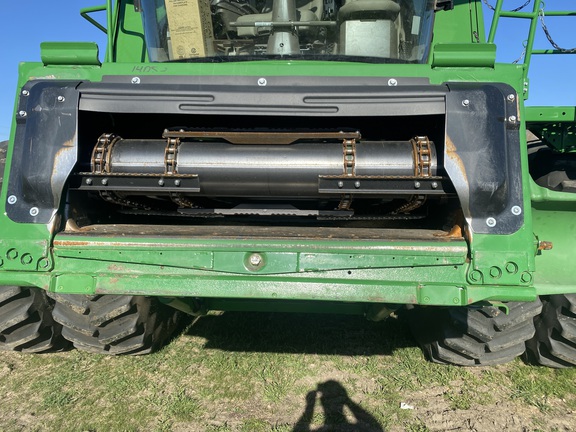 2023 John Deere S780 Combine