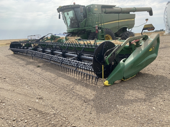 2022 John Deere HD45F Header Combine
