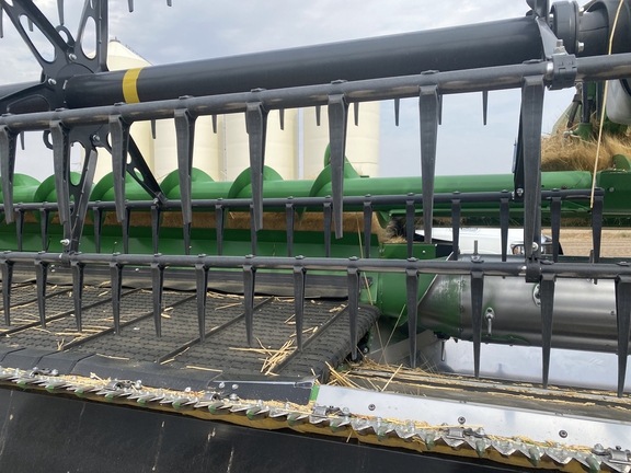 2022 John Deere HD45F Header Combine