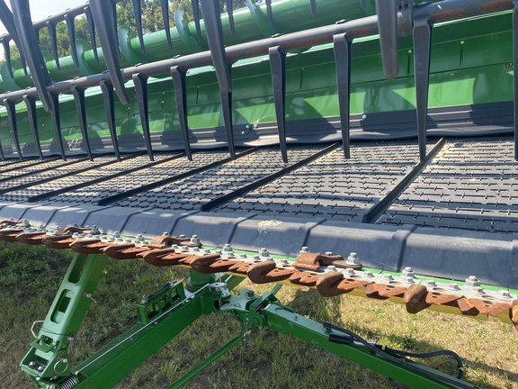 2022 John Deere HD45F Header Combine