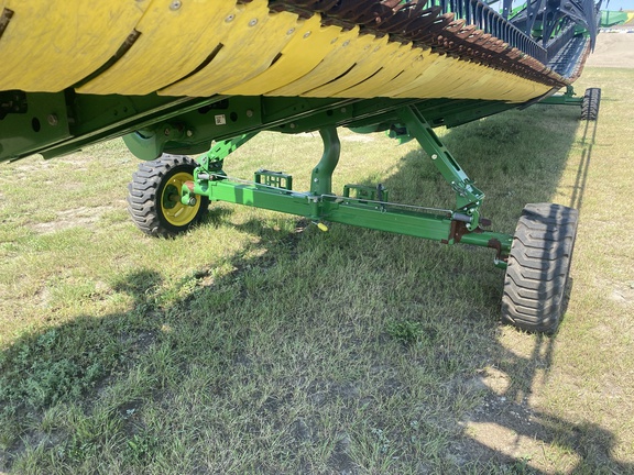 2022 John Deere HD45F Header Combine