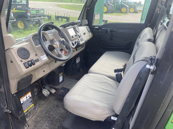 2024 John Deere XUV 835R ATV