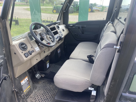 2023 John Deere XUV 835R ATV