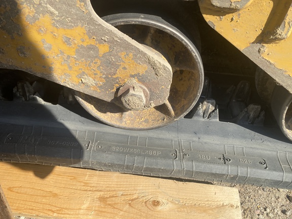 2011 Caterpillar 259B3 Compact Track Loader