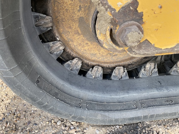 2011 Caterpillar 259B3 Compact Track Loader