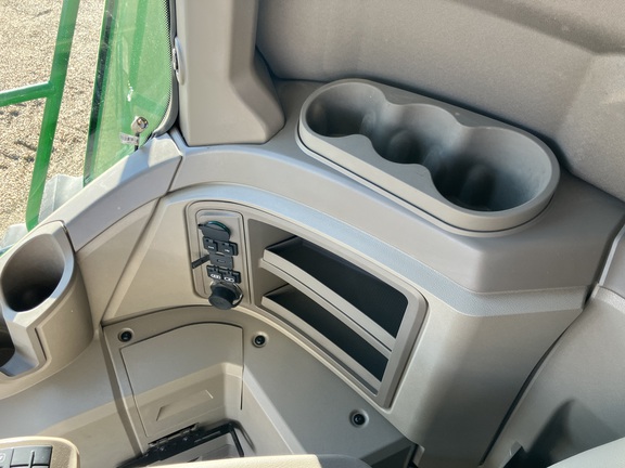 2025 John Deere S7 700 Combine