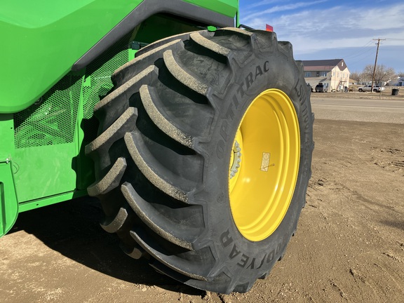 2025 John Deere S7 700 Combine