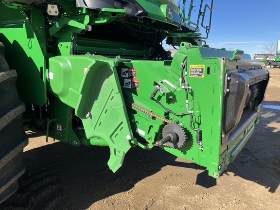 2025 John Deere S7 700 Combine