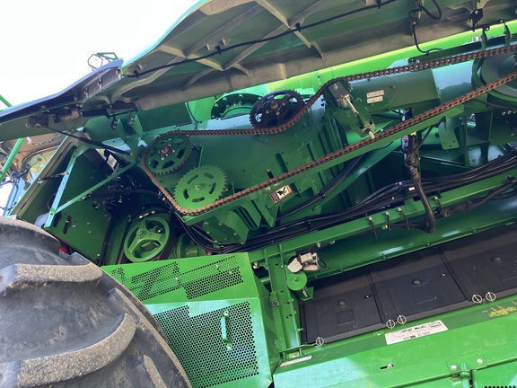 2025 John Deere S7 700 Combine