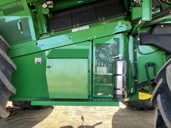 2025 John Deere S7 700 Combine
